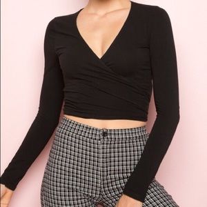 Brandy Melville Amara Top black long sleeve crop